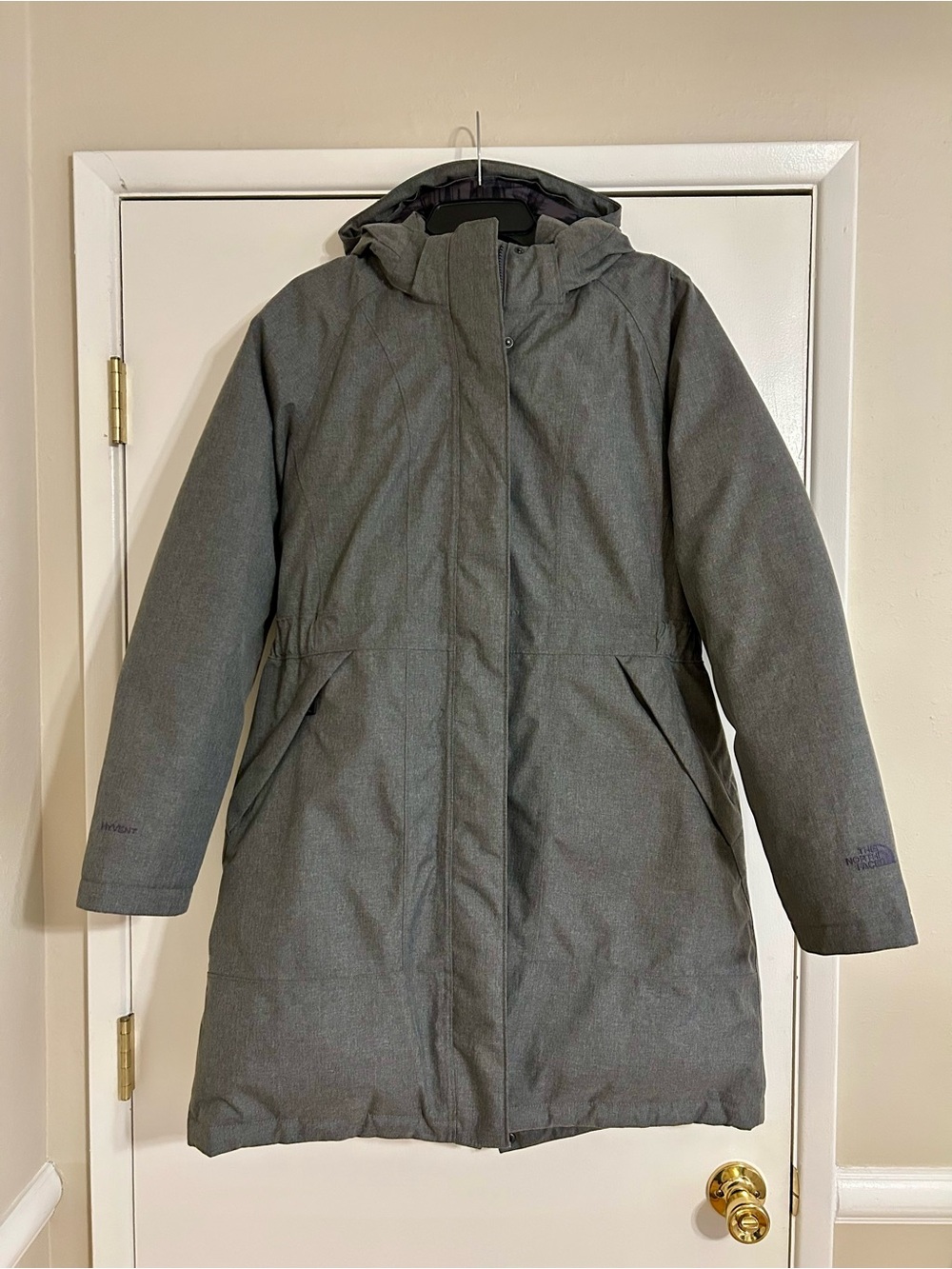 NWOT The North Face Women’s Gray Hooded Parka